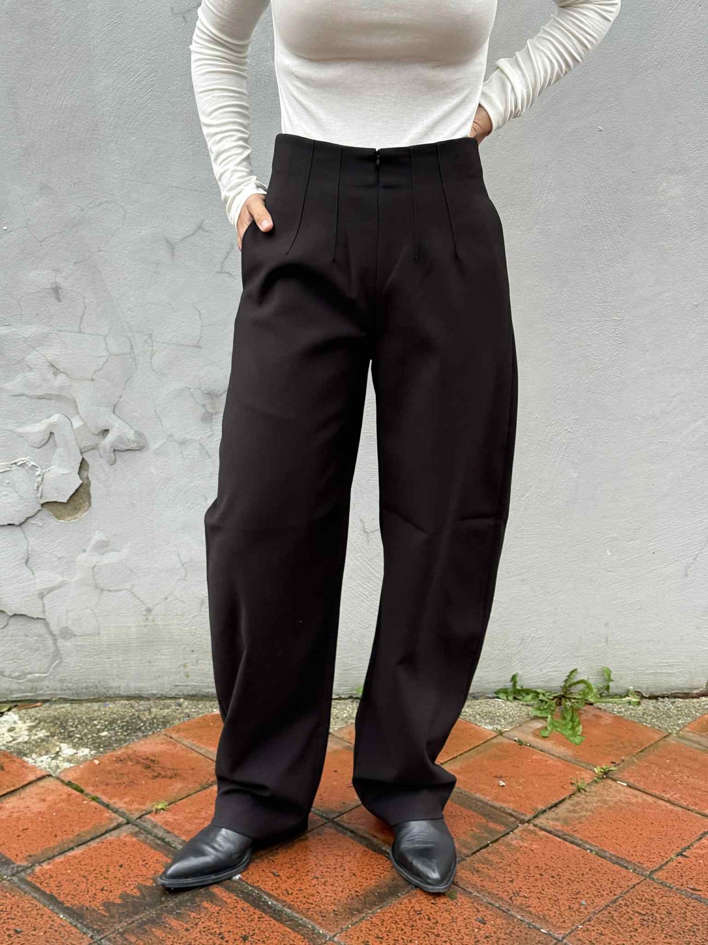 Smooth Barrel Pant, Black