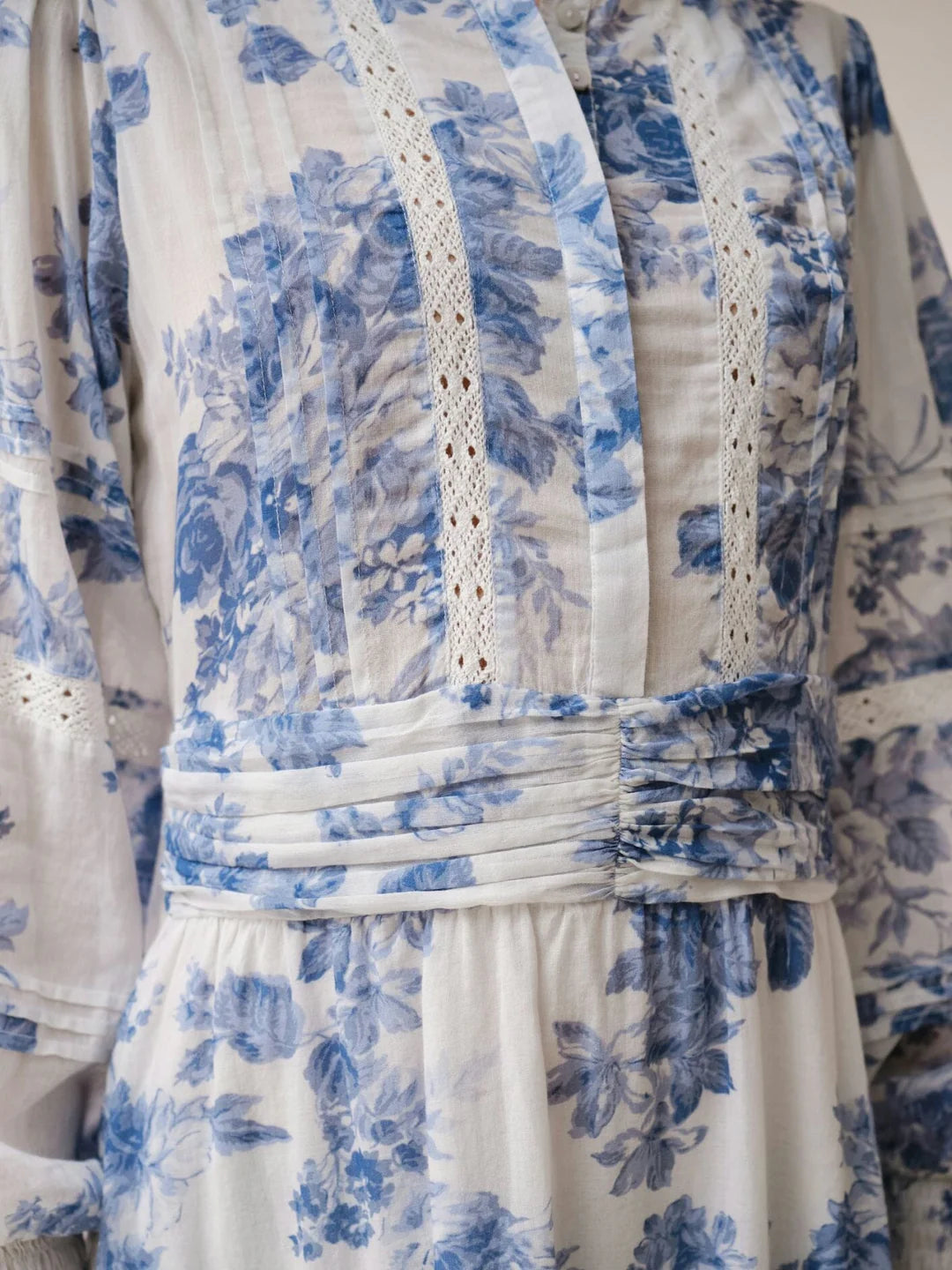 Roberta Flower Flow Dress, Light Blue