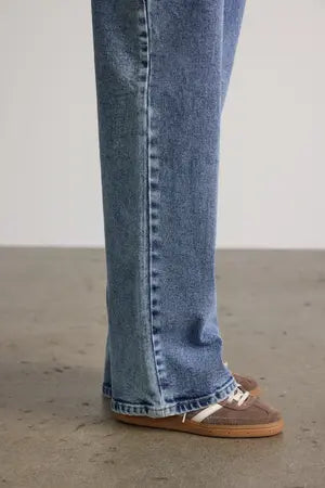 Yolanda NW Wide Jeans, Medium Blue Denim