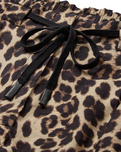 Gabby Shorts , Almond Peach w. Black