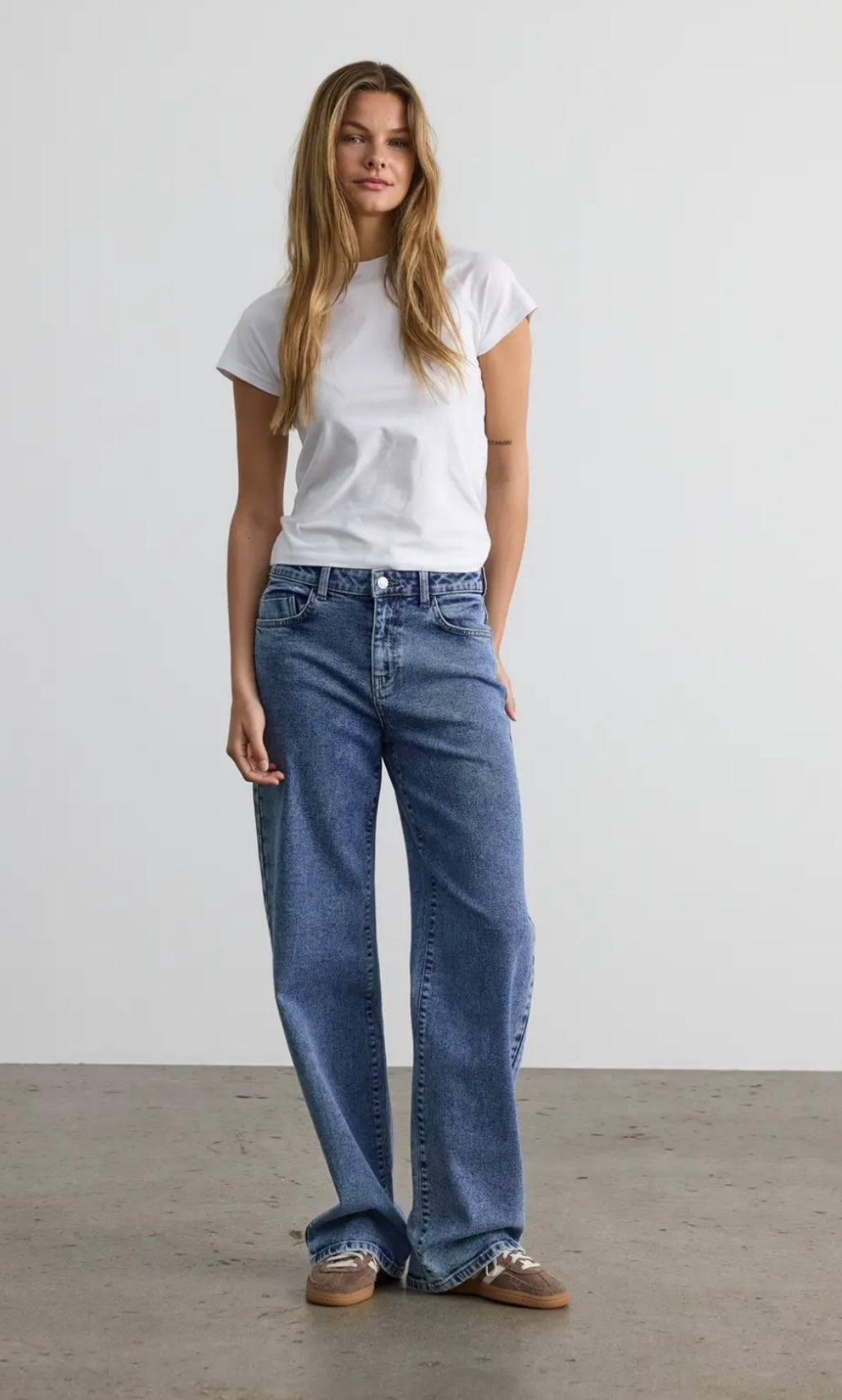 Yolanda NW Wide Jeans, Medium Blue Denim