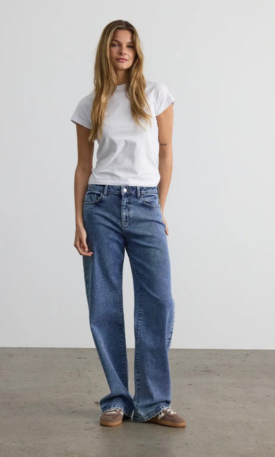 Yolanda NW Wide Jeans, Medium Blue Denim