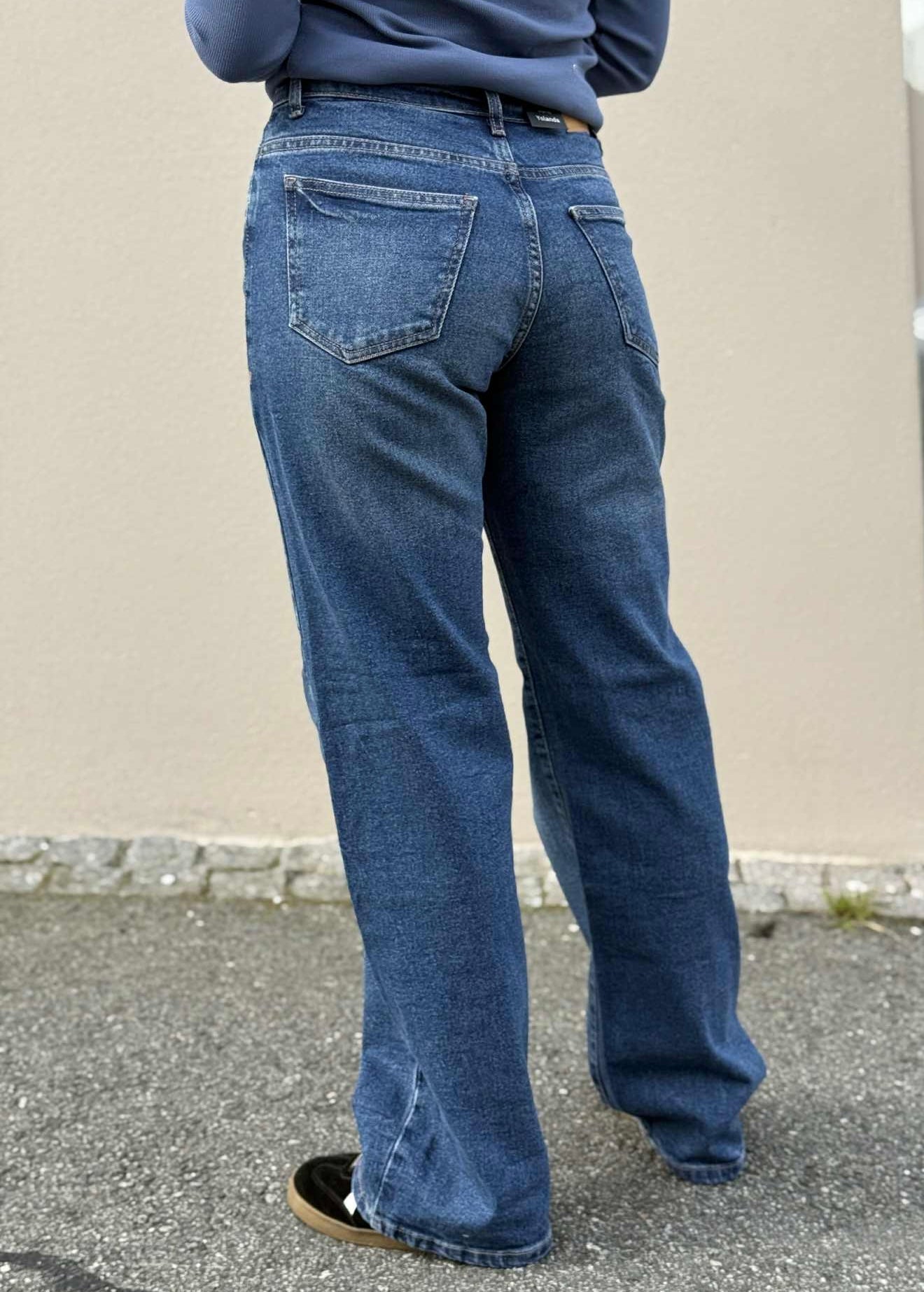 Yolanda NW Wide Jeans, Medium Blue Denim