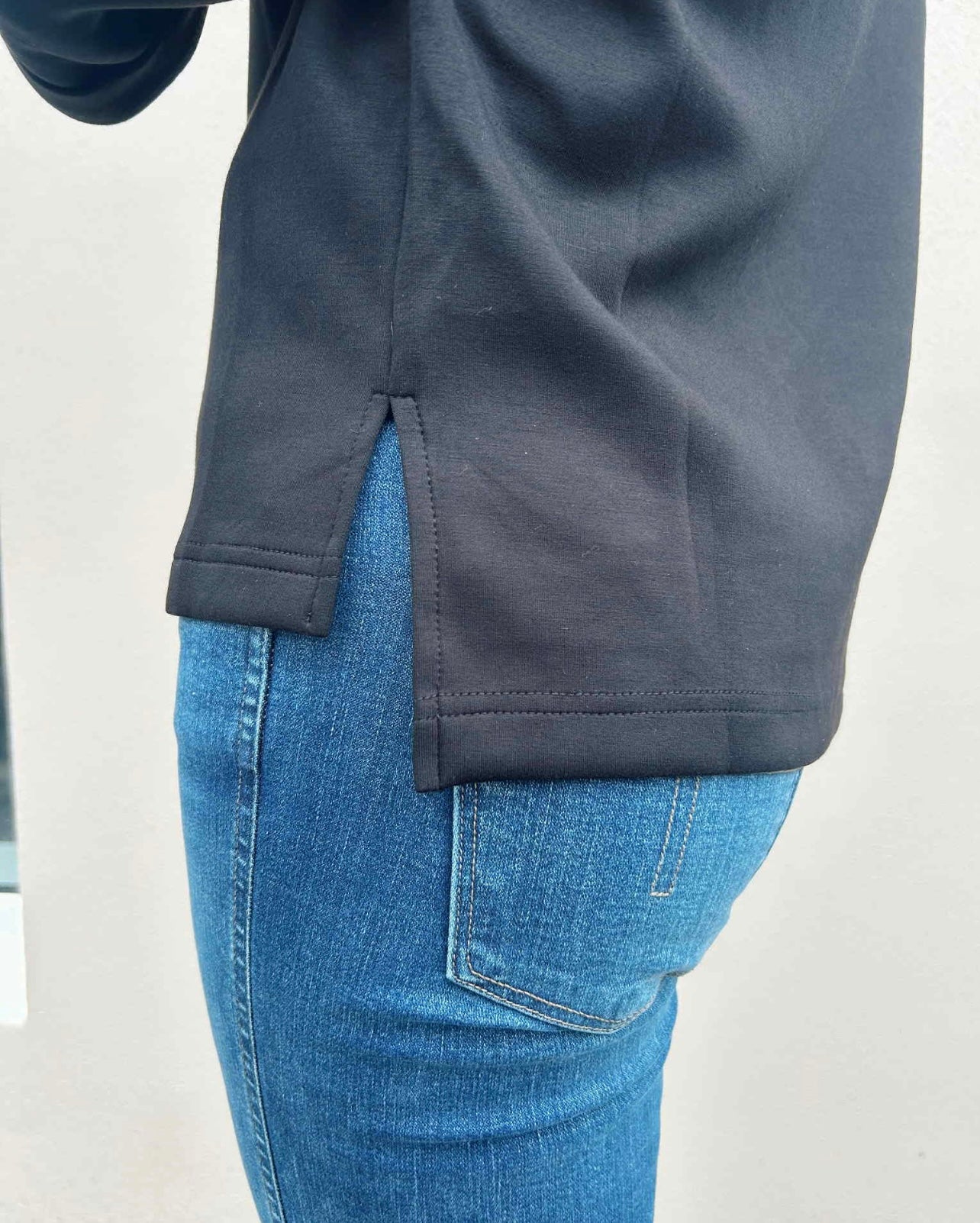 Elle Top, Black
