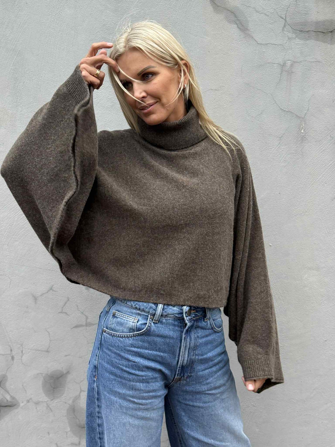 Felina Knit Cape Roll Neck, Delicioso melange