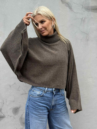 Felina Knit Cape Roll Neck, Delicioso melange