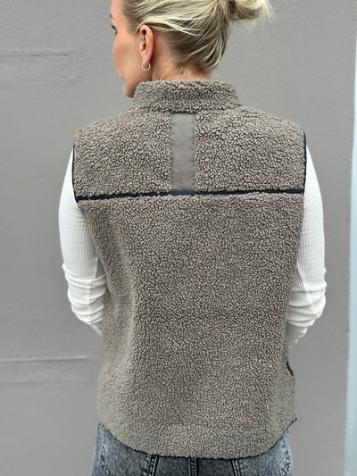 Rowe Teddy Waistcoat, Falcon