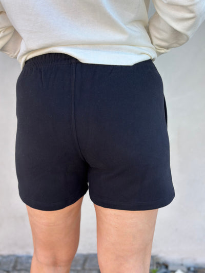 W. Relaxed Shorts, Black