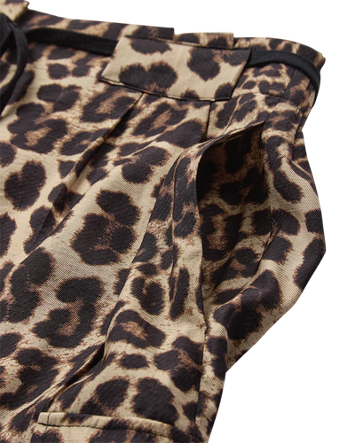 Gabby Shorts , Almond Peach w. Black