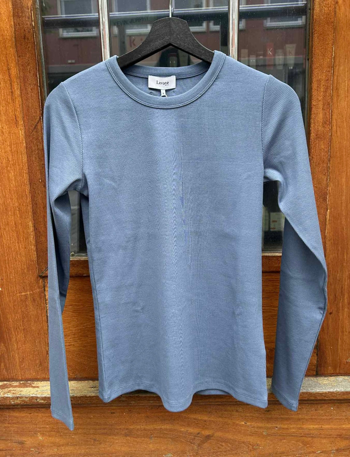 Numbia 3, Blue
