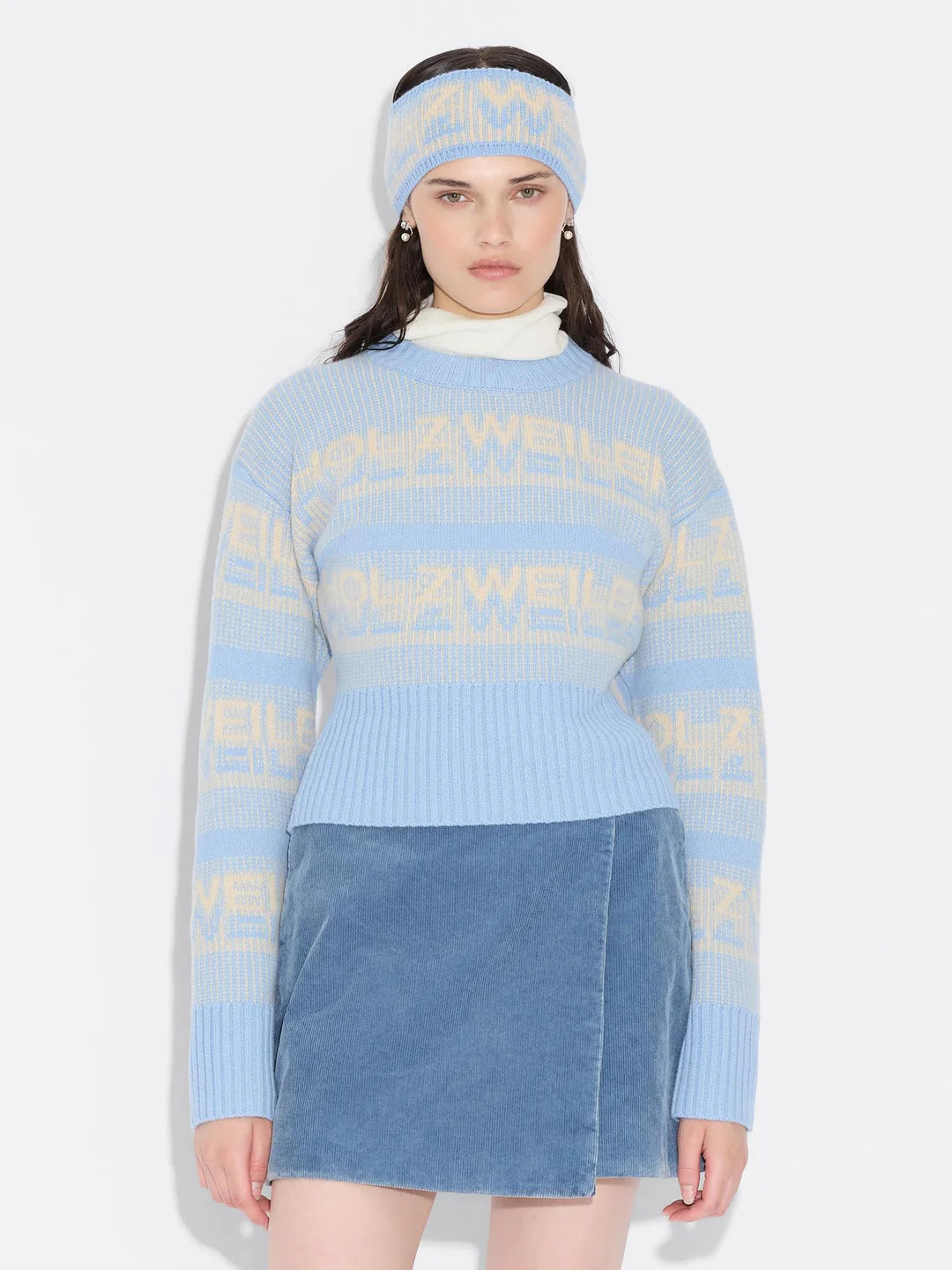 Ski Cropped Crew Lt. Blue