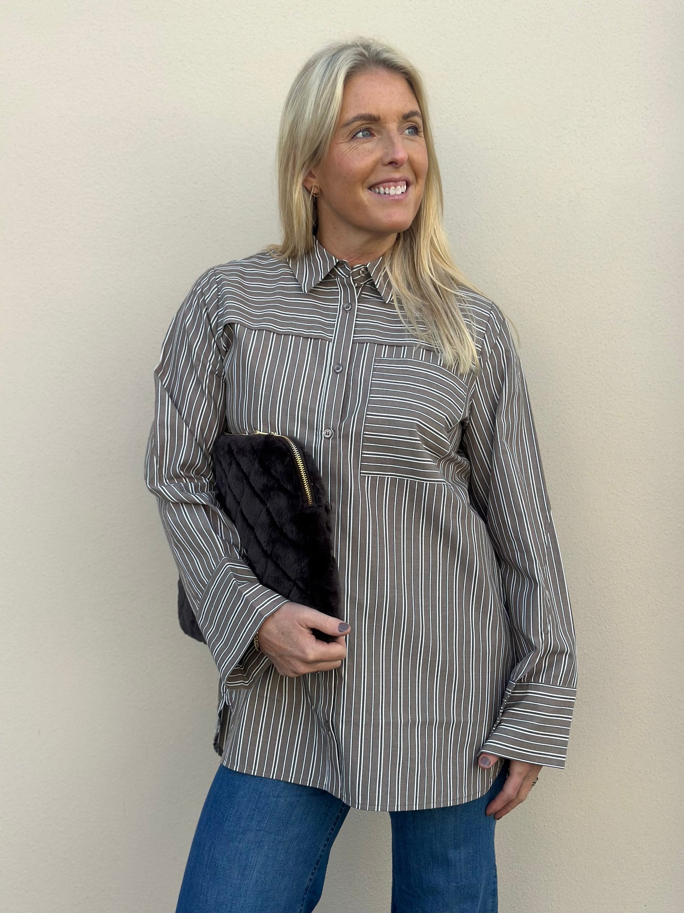Norah 1, Brown Striped