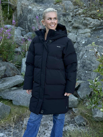 Loen Down Jacket , Black