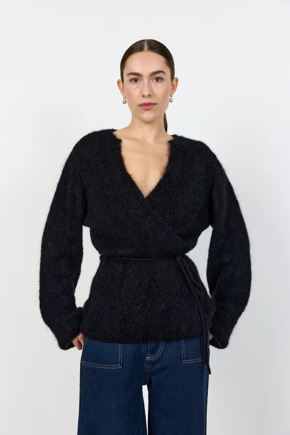 Noreen 7 Cardigan, Black