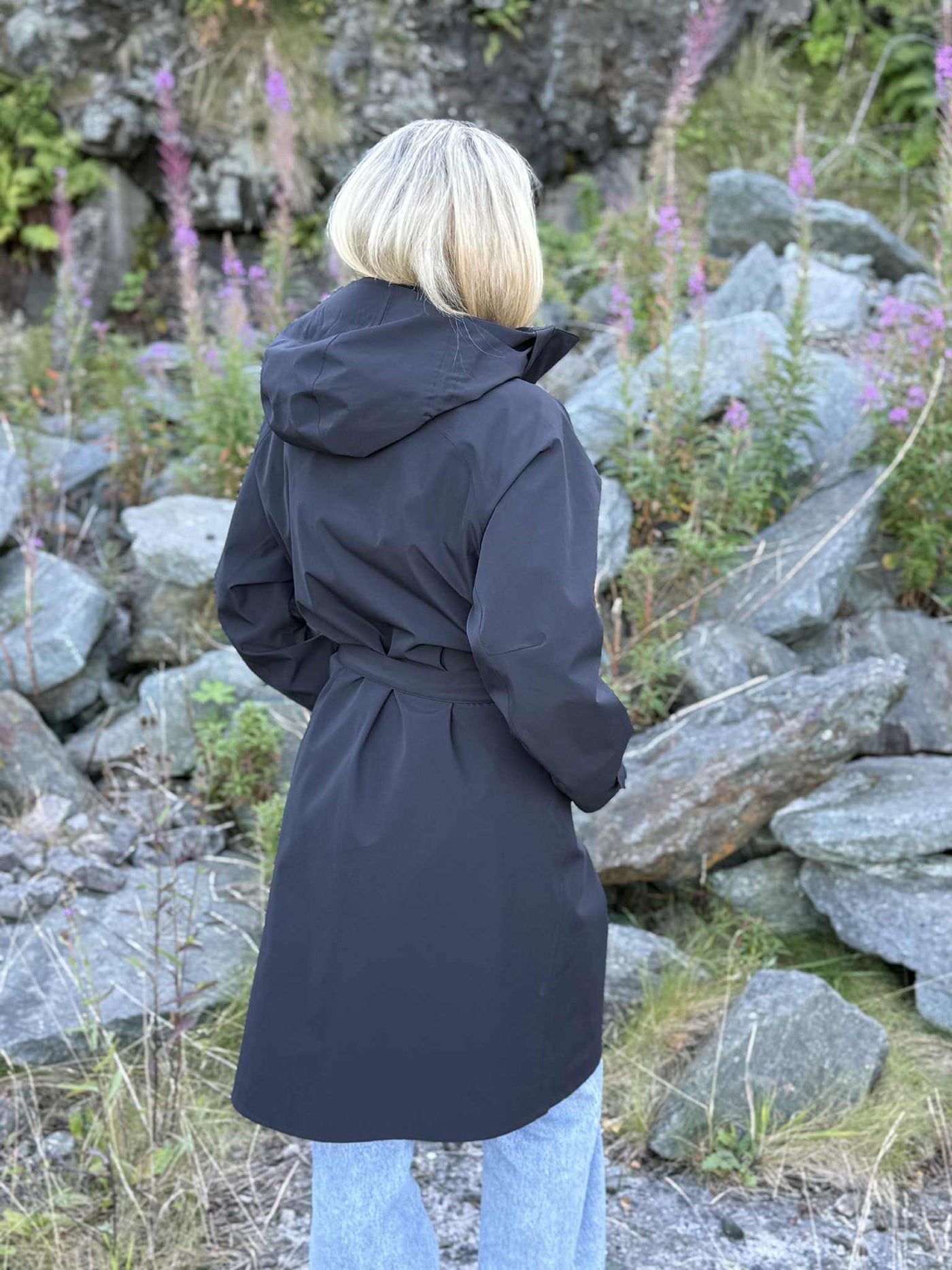 Flow Belt Jacket, Black