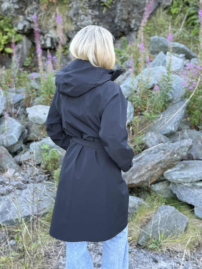 Flow Belt Jacket, Black